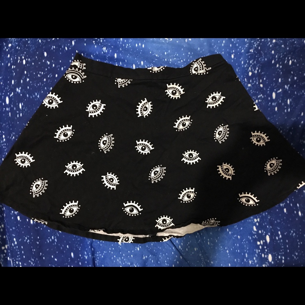 Fashionista "EYE" Mini Skirt